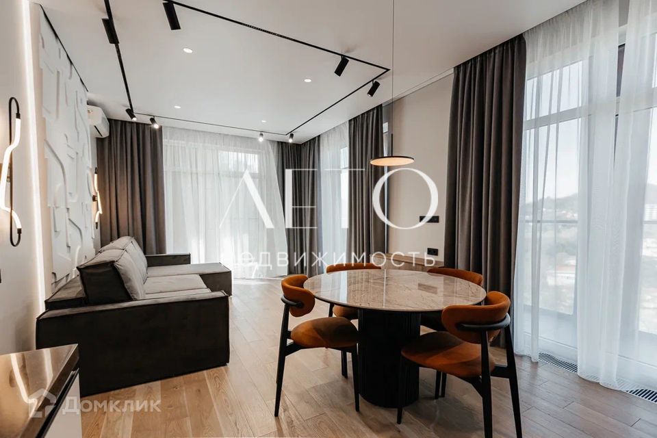 Продаётся 3-комнатная квартира, 87 м²