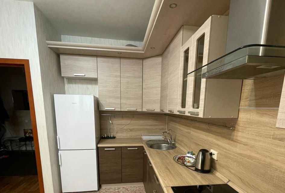 Сдаётся 2-комнатная квартира, 69 м²