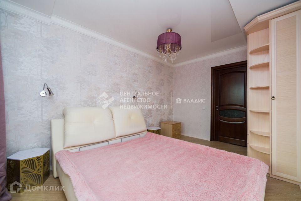 Продаётся 2-комнатная квартира, 57.2 м²