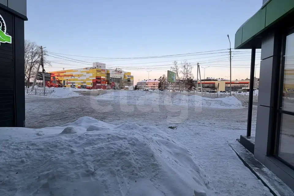 Сдаётся помещение своб. назначения, 164.3 м²