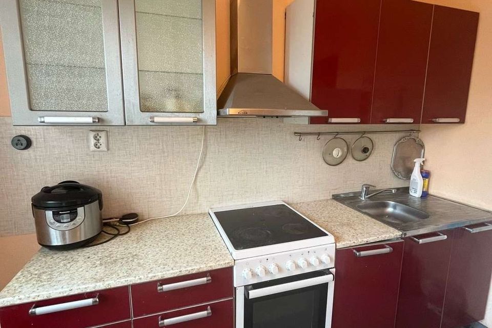 Продаётся 4-комнатная квартира, 70 м²