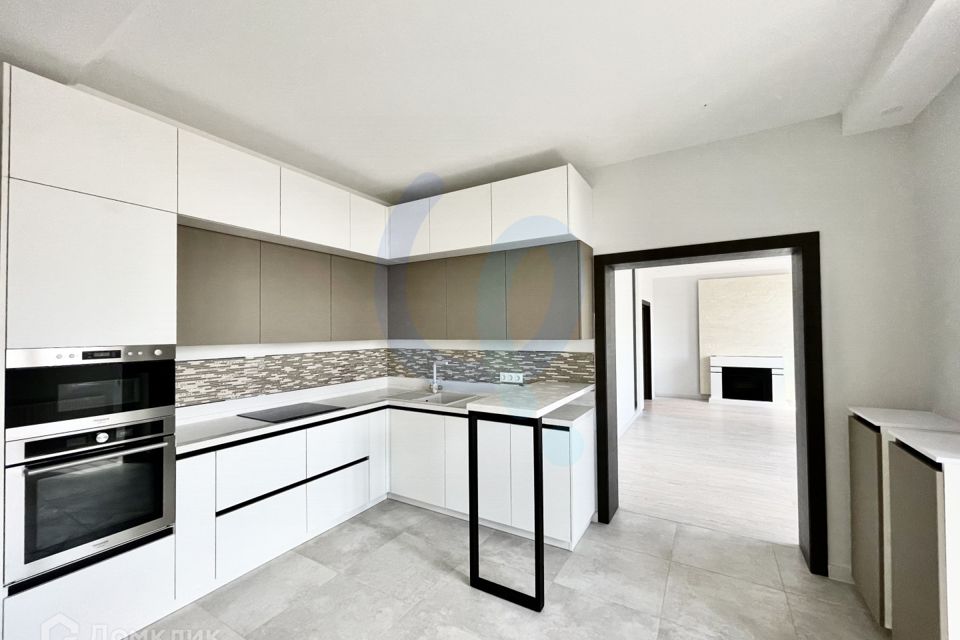 Продаётся 5-комнатная квартира, 160 м²