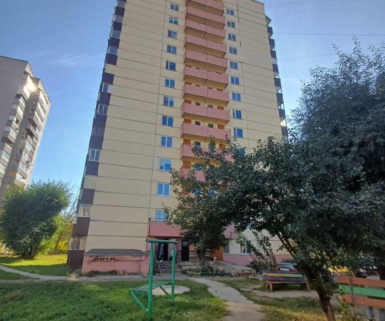 Продаётся 2-комнатная квартира, 53 м²