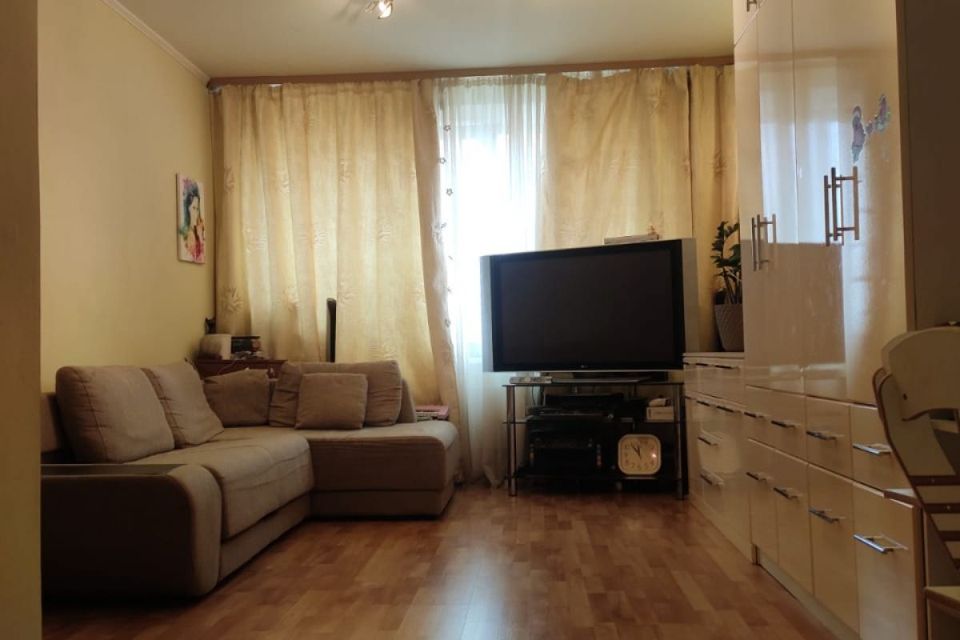 Продаётся 1-комнатная квартира, 44.2 м²