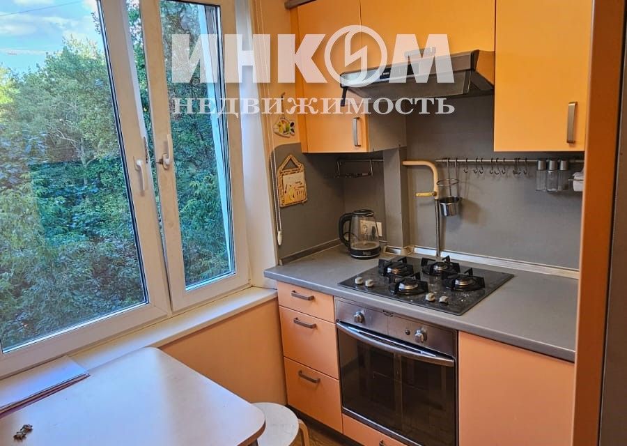 Сдаётся 3-комнатная квартира, 49 м²