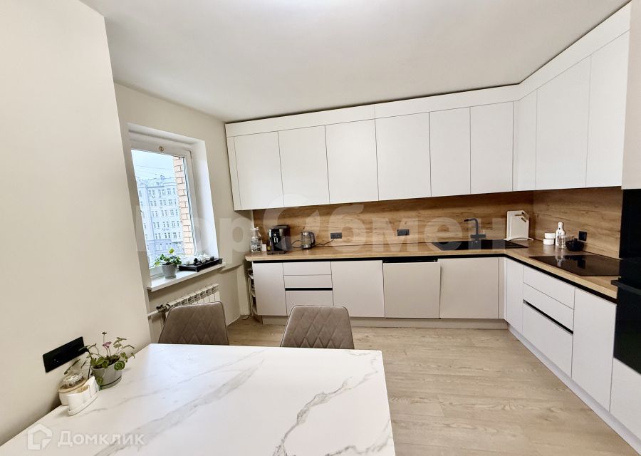 Продаётся 3-комнатная квартира, 94.7 м²