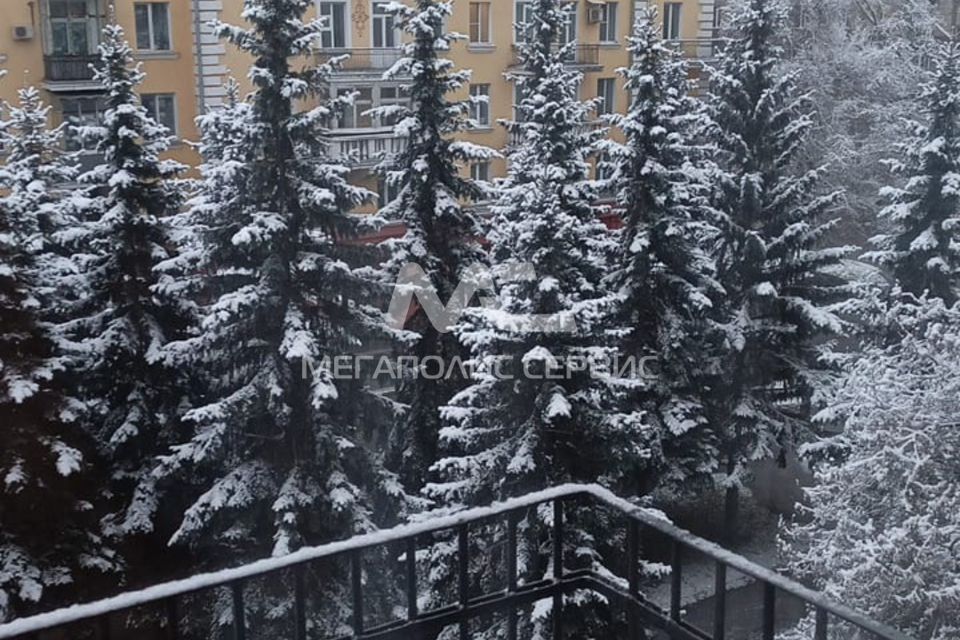 Продаётся 3-комнатная квартира, 60 м²