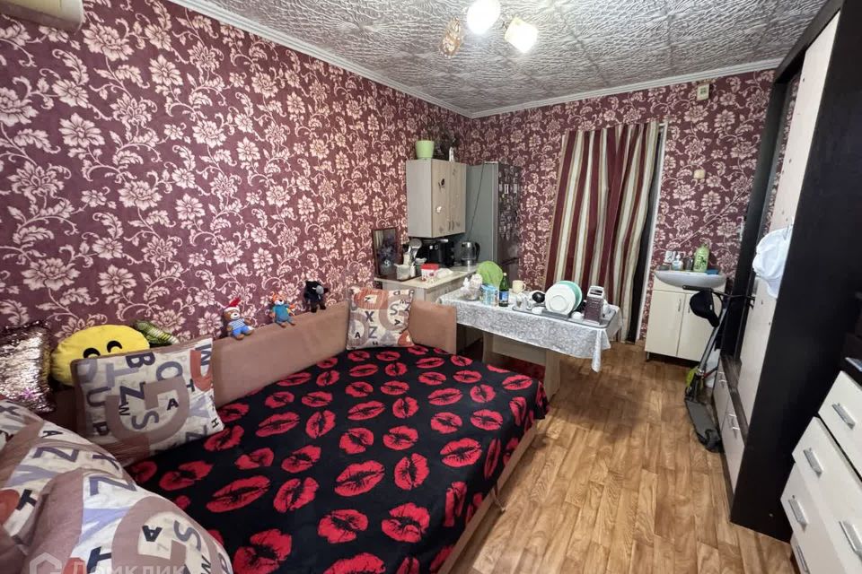 Продаётся комната в 1-комн. квартире, 13.6 м²