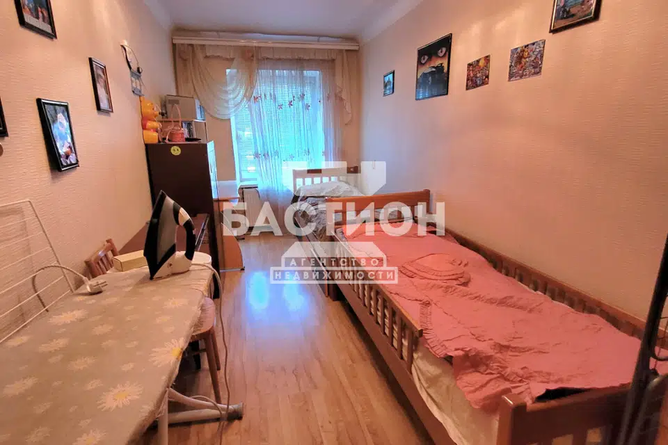 Продаётся 3-комнатная квартира, 65 м²