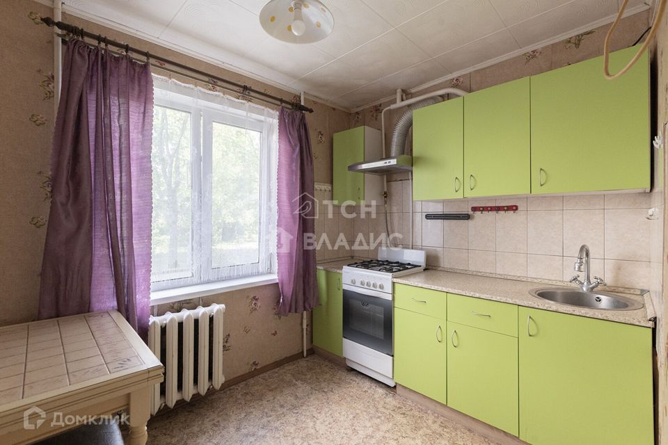 Продаётся 4-комнатная квартира, 68.9 м²