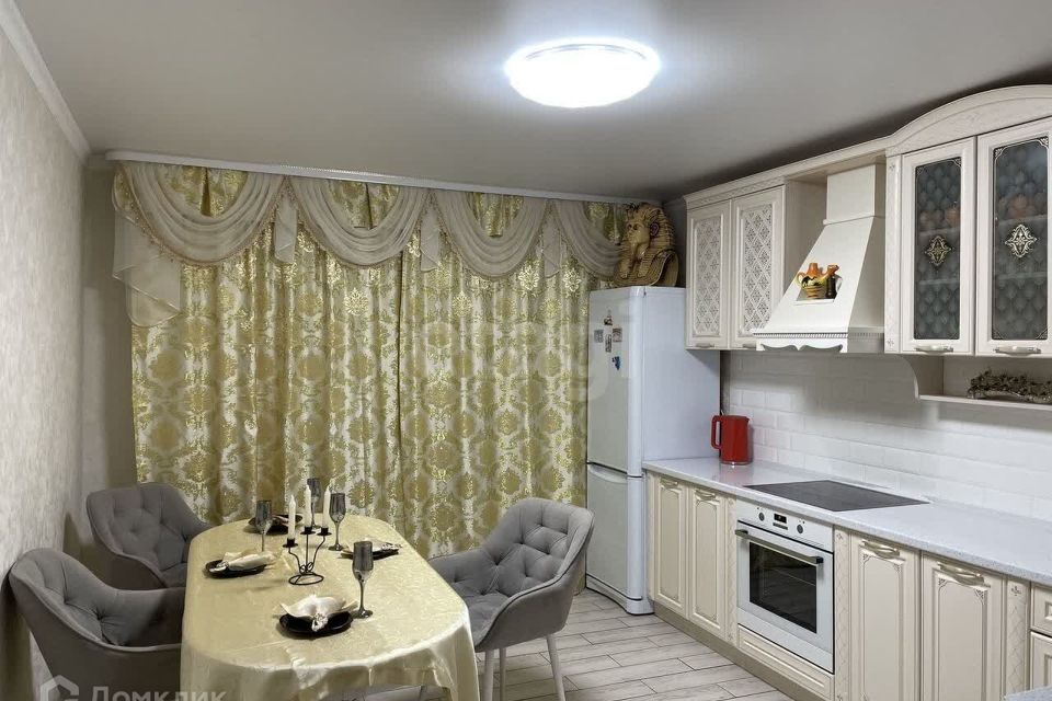 Продаётся 3-комнатная квартира, 92.3 м²