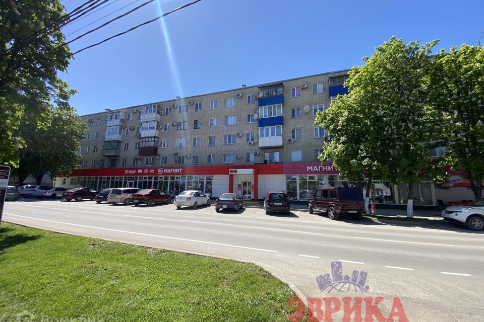 Продаётся 3-комнатная квартира, 64 м²