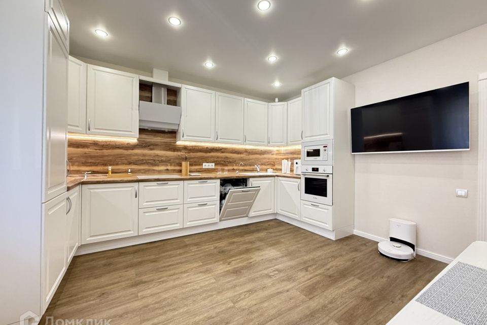 Продаётся 3-комнатная квартира, 96.6 м²