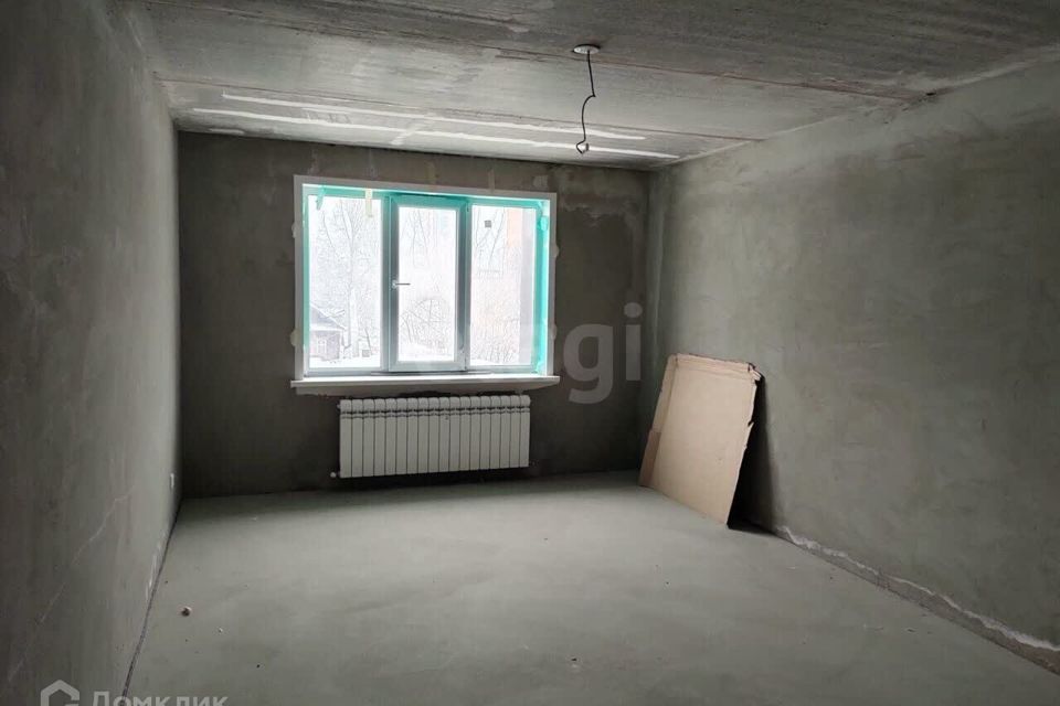 Продаётся 2-комнатная квартира, 79 м²