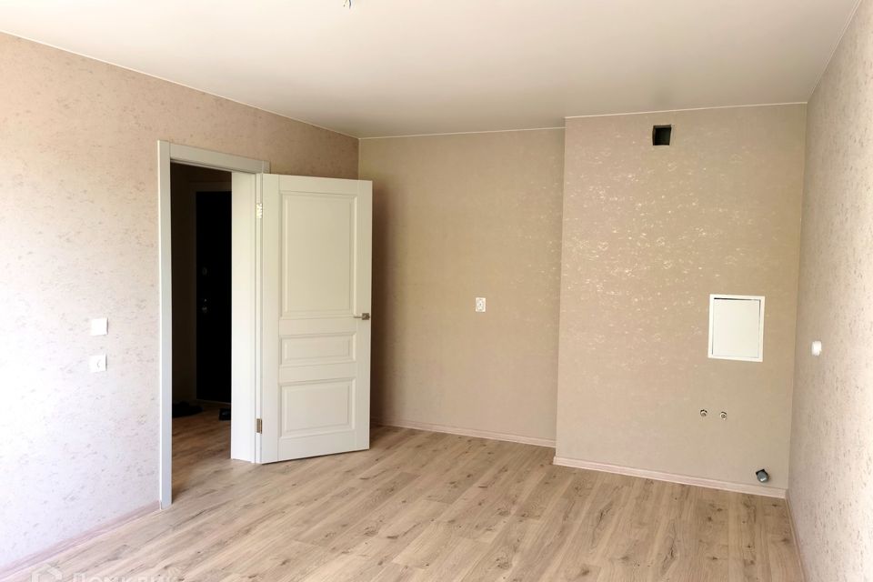 Продаётся 1-комнатная квартира, 43 м²
