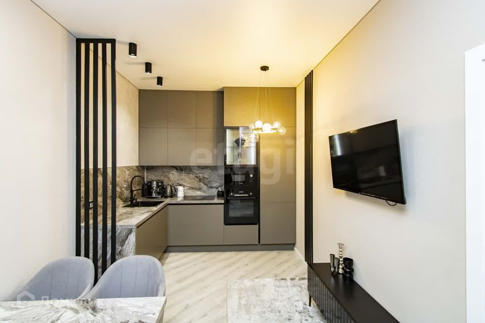 Продаётся 2-комнатная квартира, 56.5 м²