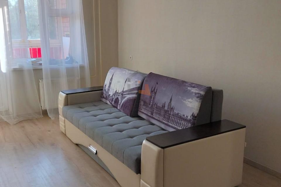 Сдаётся 1-комнатная квартира, 40 м²