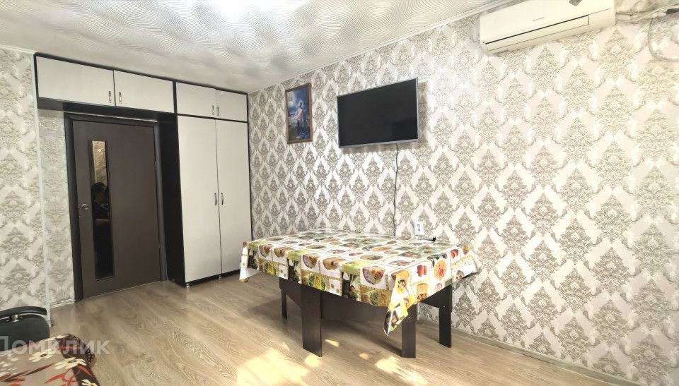 Продаётся 3-комнатная квартира, 50.9 м²