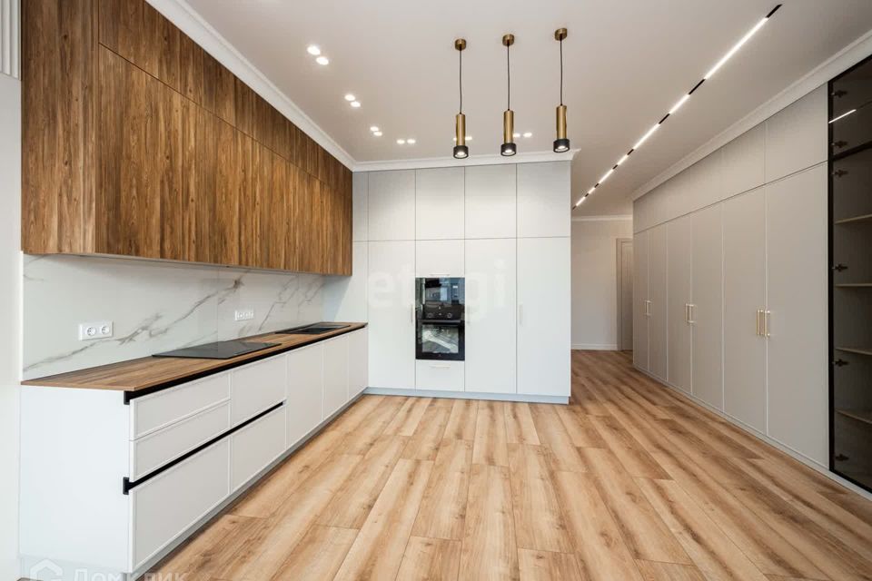 Продаётся 3-комнатная квартира, 99.1 м²