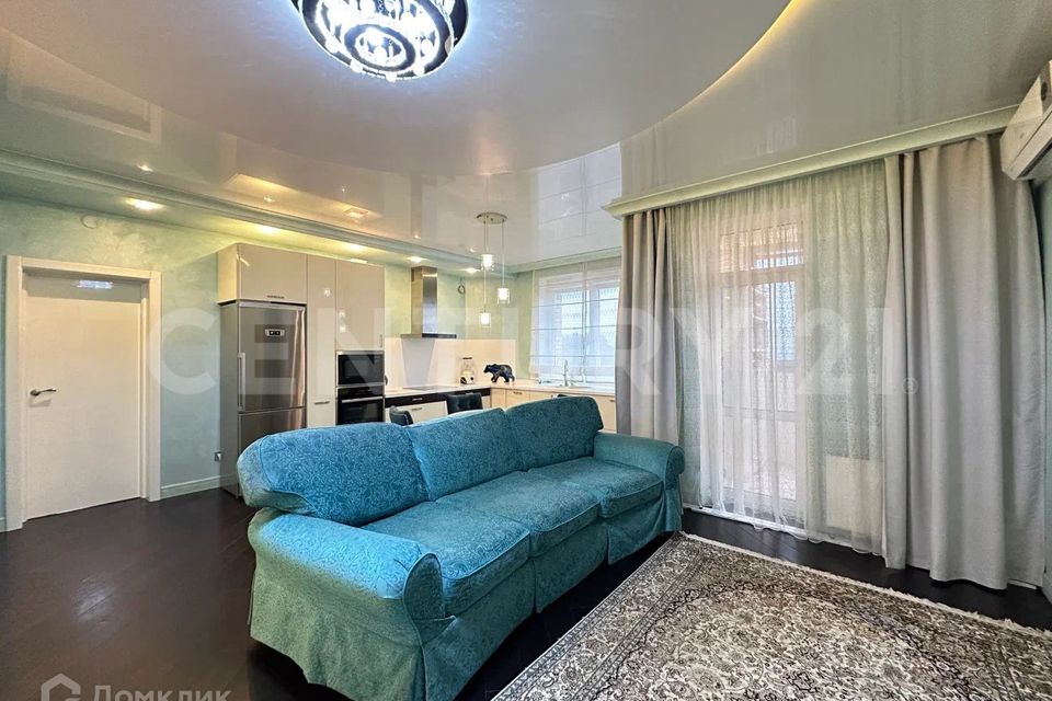 Продаётся 2-комнатная квартира, 82 м²