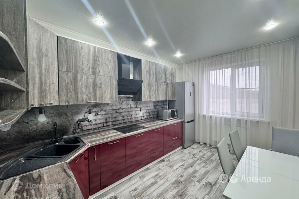 Сдаётся 1-комнатная квартира, 42 м²