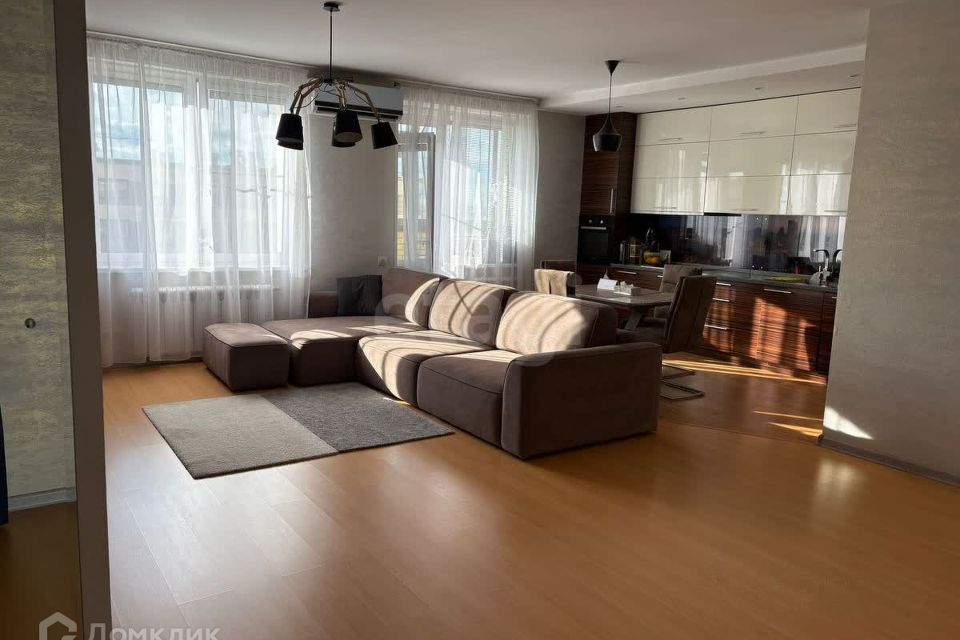 Продаётся 2-комнатная квартира, 67 м²
