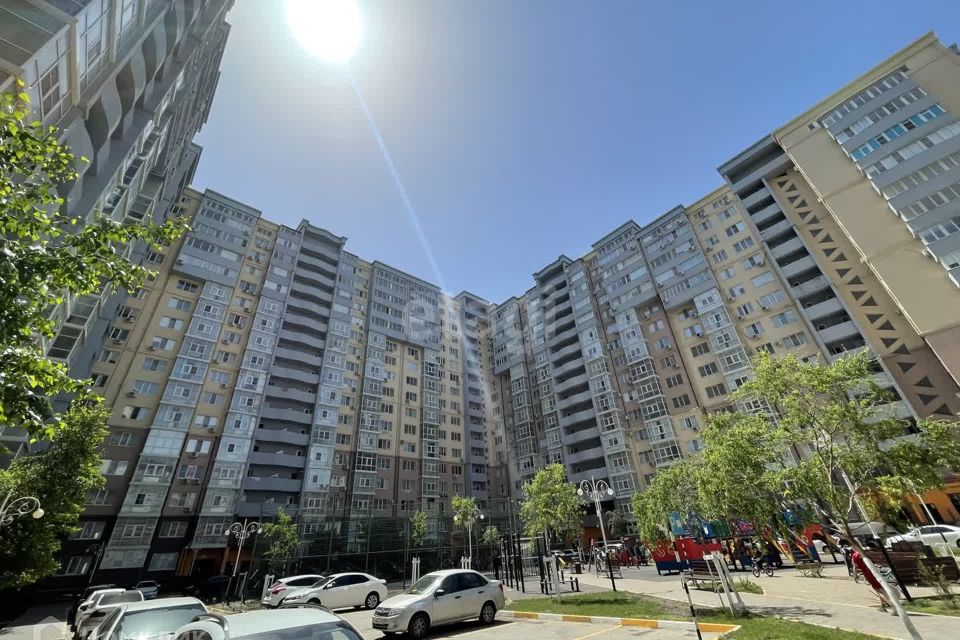 Продаётся 3-комнатная квартира, 115 м²