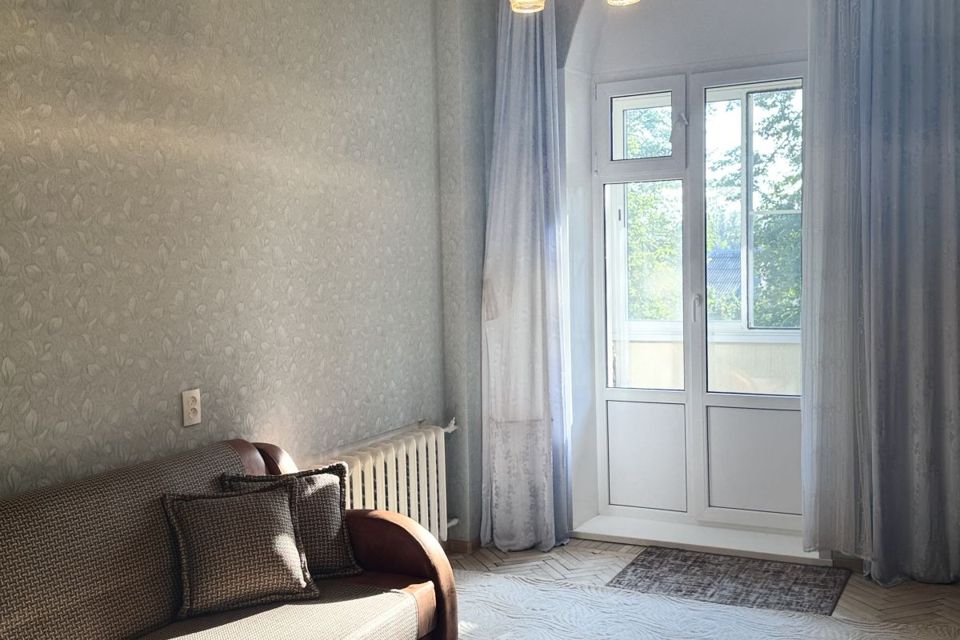 Продаётся 2-комнатная квартира, 63.2 м²