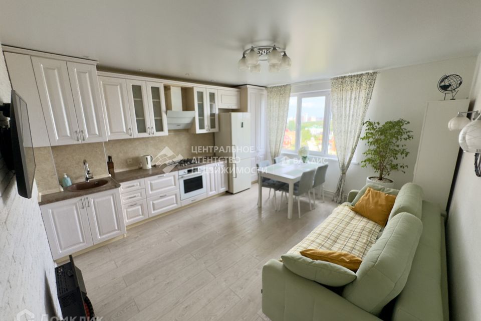 Сдаётся 2-комнатная квартира, 68 м²