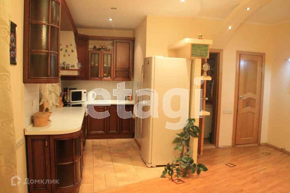 Сдаётся 3-комнатная квартира, 68 м²