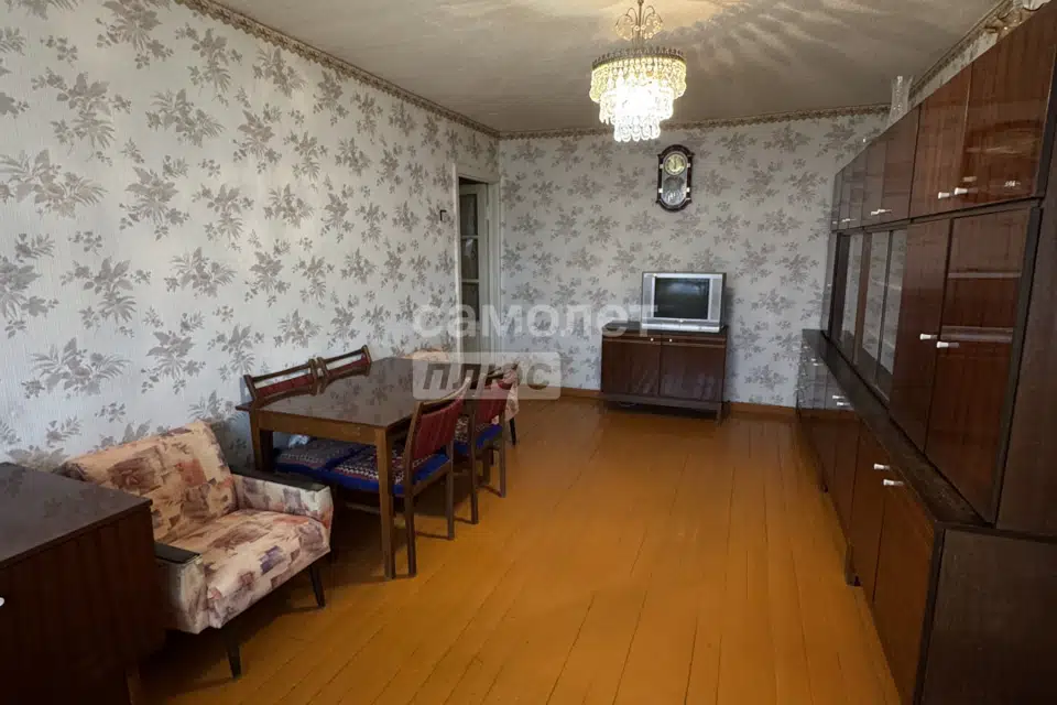 Продаётся 3-комнатная квартира, 56.3 м²