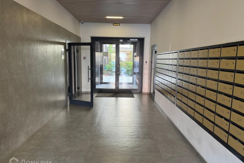 Продаётся 2-комнатная квартира, 61.8 м²