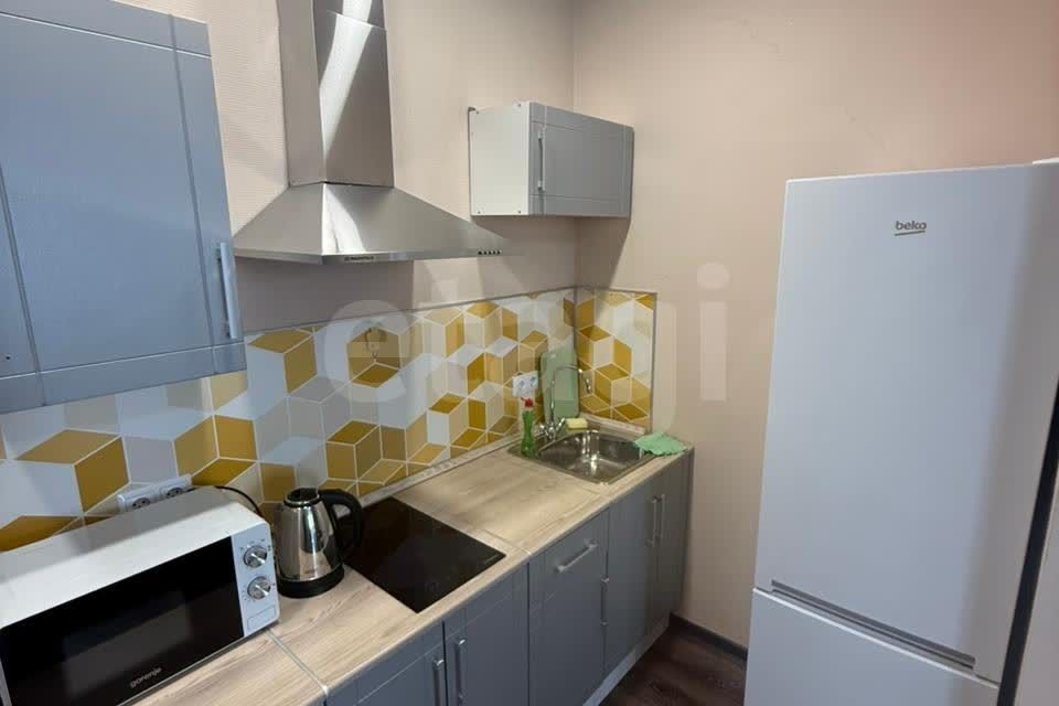 Сдаётся 1-комнатная квартира, 38 м²