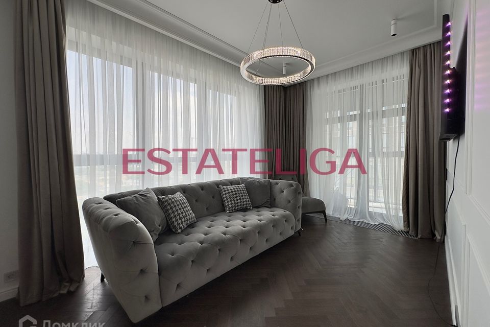 Сдаётся 2-комнатная квартира, 61 м²