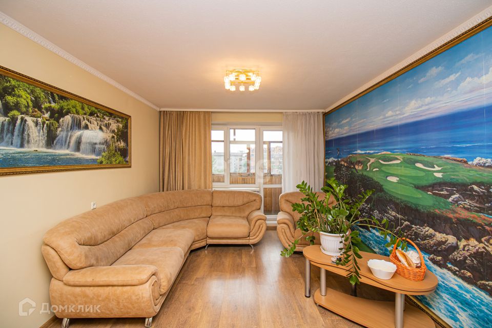 Продаётся 4-комнатная квартира, 109.5 м²