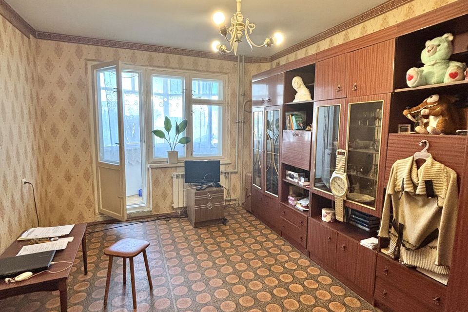 Продаётся 1-комнатная квартира, 42.4 м²