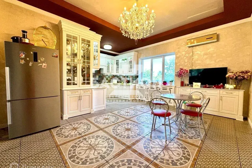 Продаётся таунхаус, 2-эт., 367 м²