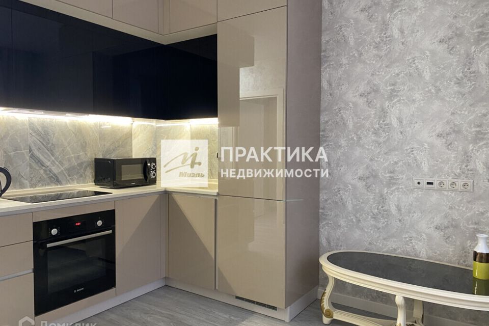 Сдаётся 1-комнатная квартира, 38 м²