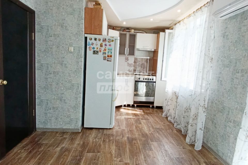 Продаётся 2-комнатная квартира, 43.3 м²