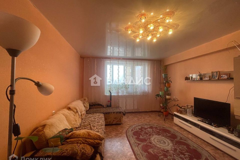 Продаётся 2-комнатная квартира, 72.7 м²