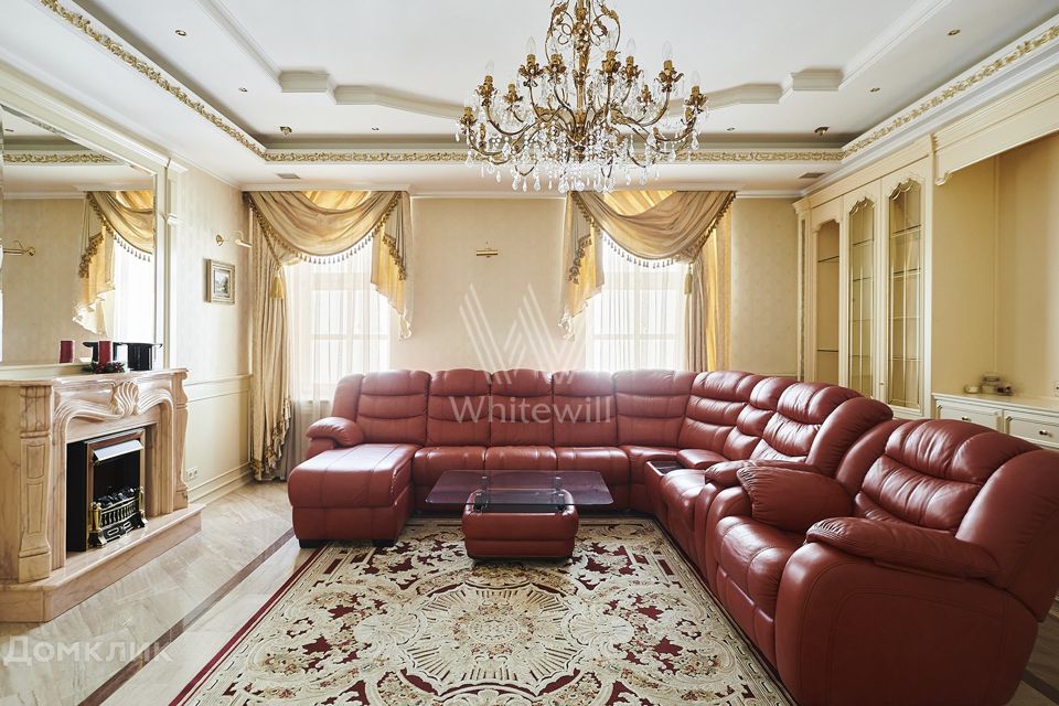 Сдаётся 4-комнатная квартира, 150 м²