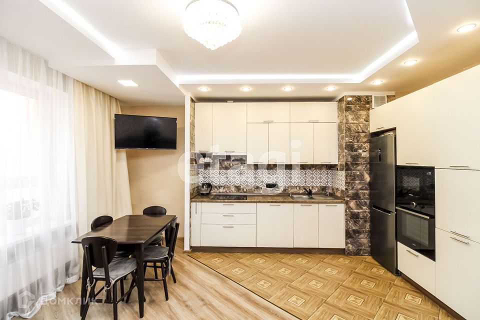Продаётся 2-комнатная квартира, 78 м²