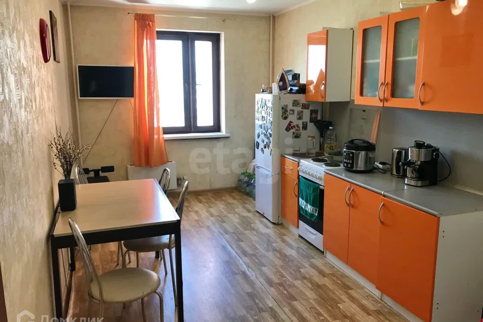 Продаётся 2-комнатная квартира, 58 м²