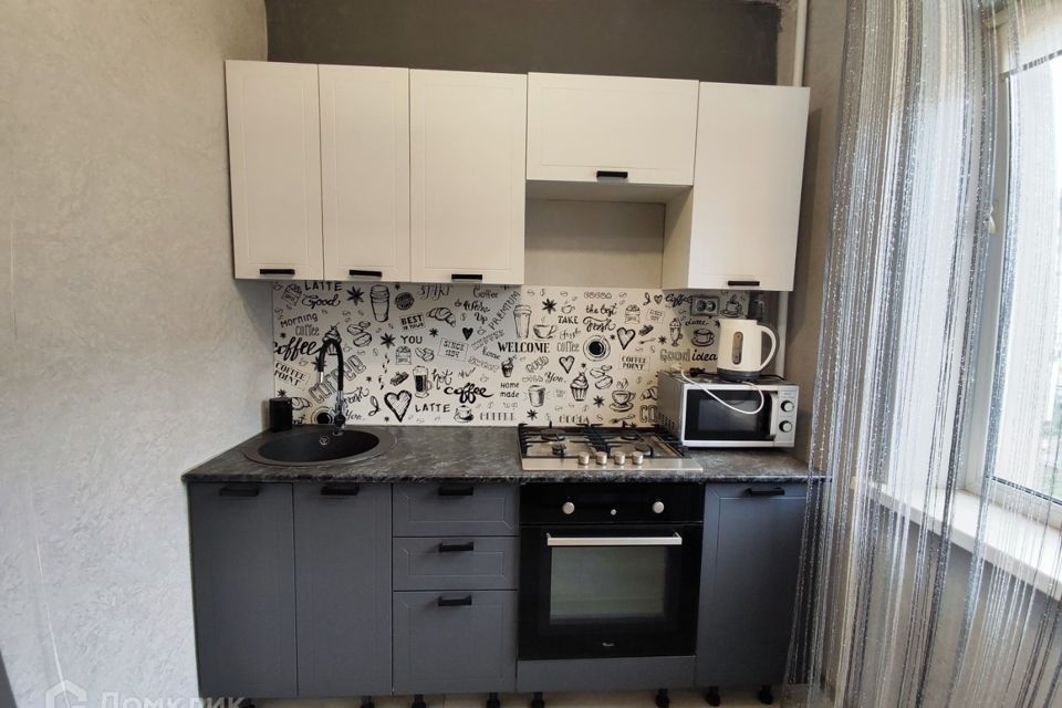 Продаётся 1-комнатная квартира, 37 м²