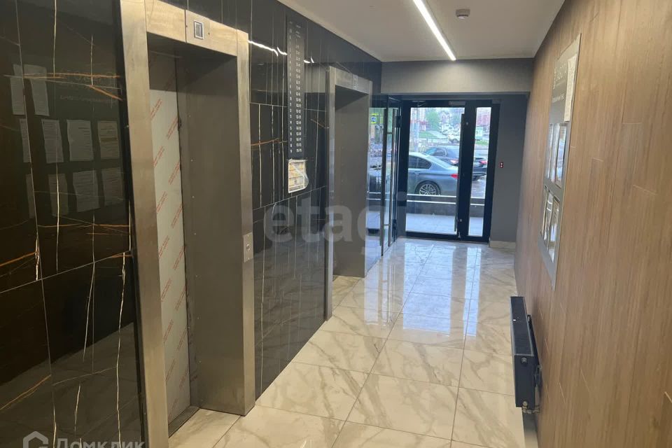 Продаётся 2-комнатная квартира, 63.7 м²