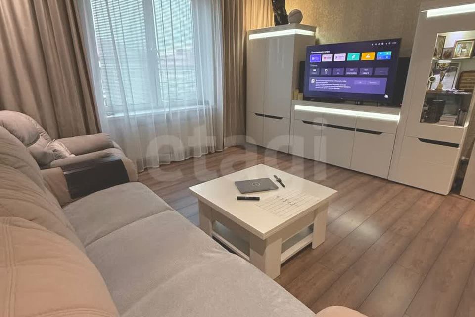Продаётся 3-комнатная квартира, 70.4 м²