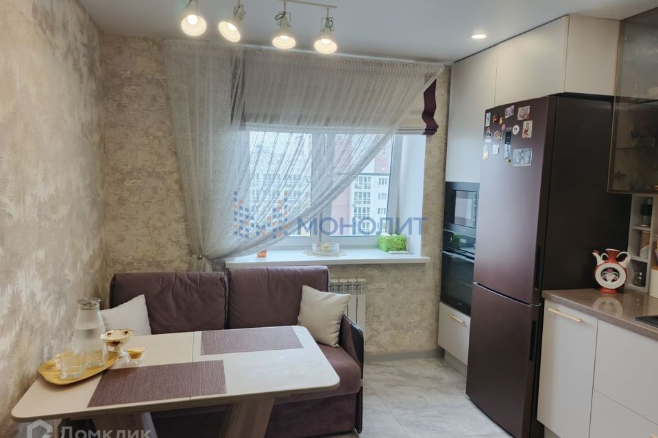 Продаётся 2-комнатная квартира, 60.8 м²
