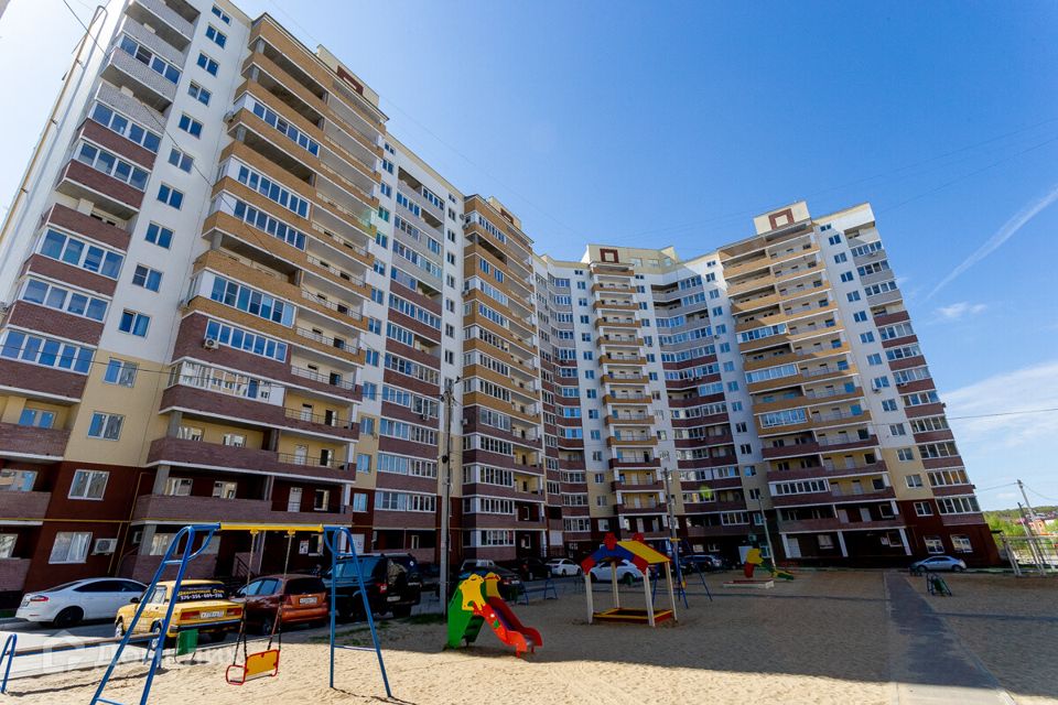 Продаётся 1-комнатная квартира, 40.6 м²