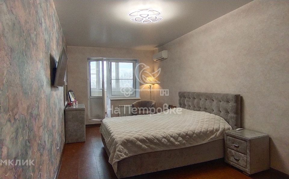 Продаётся 2-комнатная квартира, 72 м²