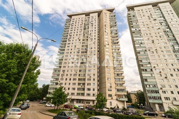 Продаётся 1-комнатная квартира, 42.1 м²